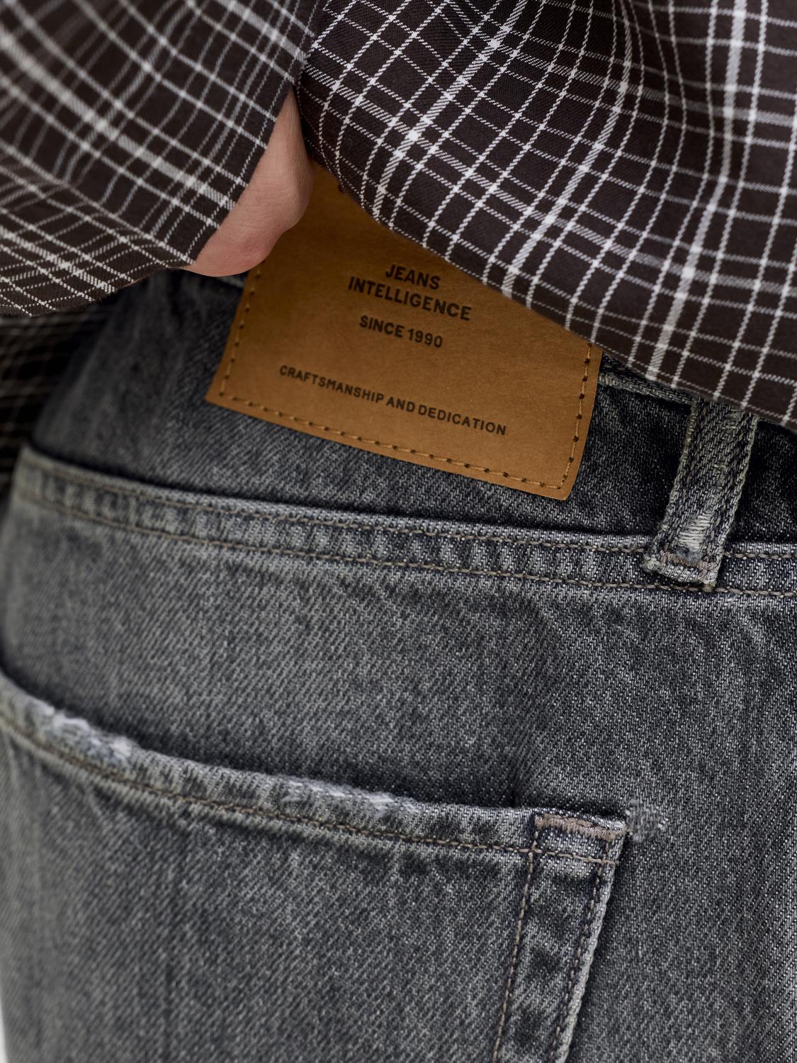 model_shot-detail